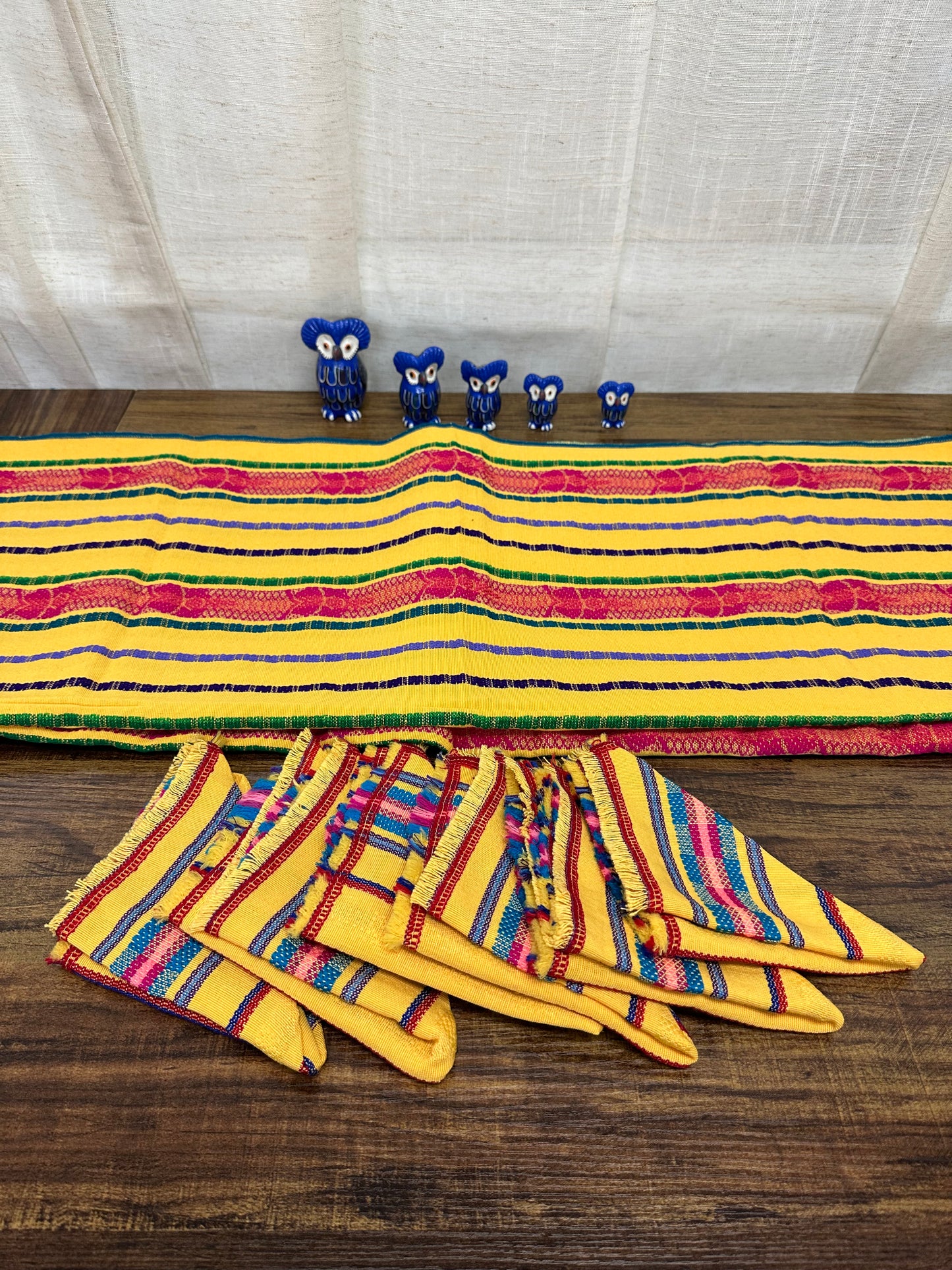 Guatemalan Woven Table Cover with Napkins
