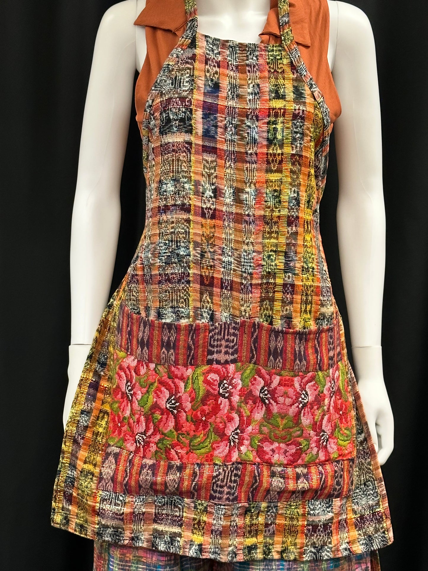 Women's Guatemalan Embroidered Apron with Pockets