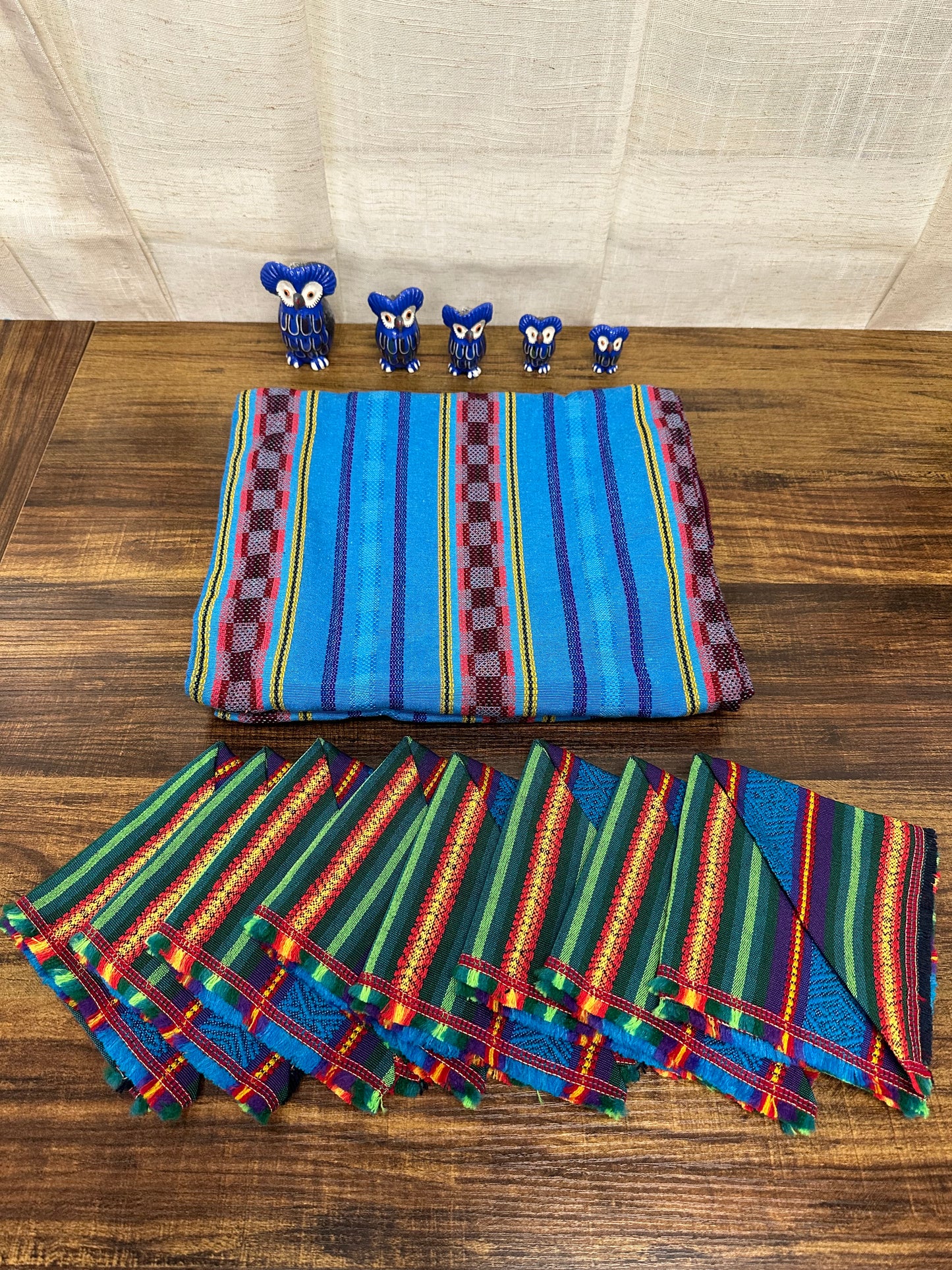 Guatemalan Woven Table Cover with Napkins