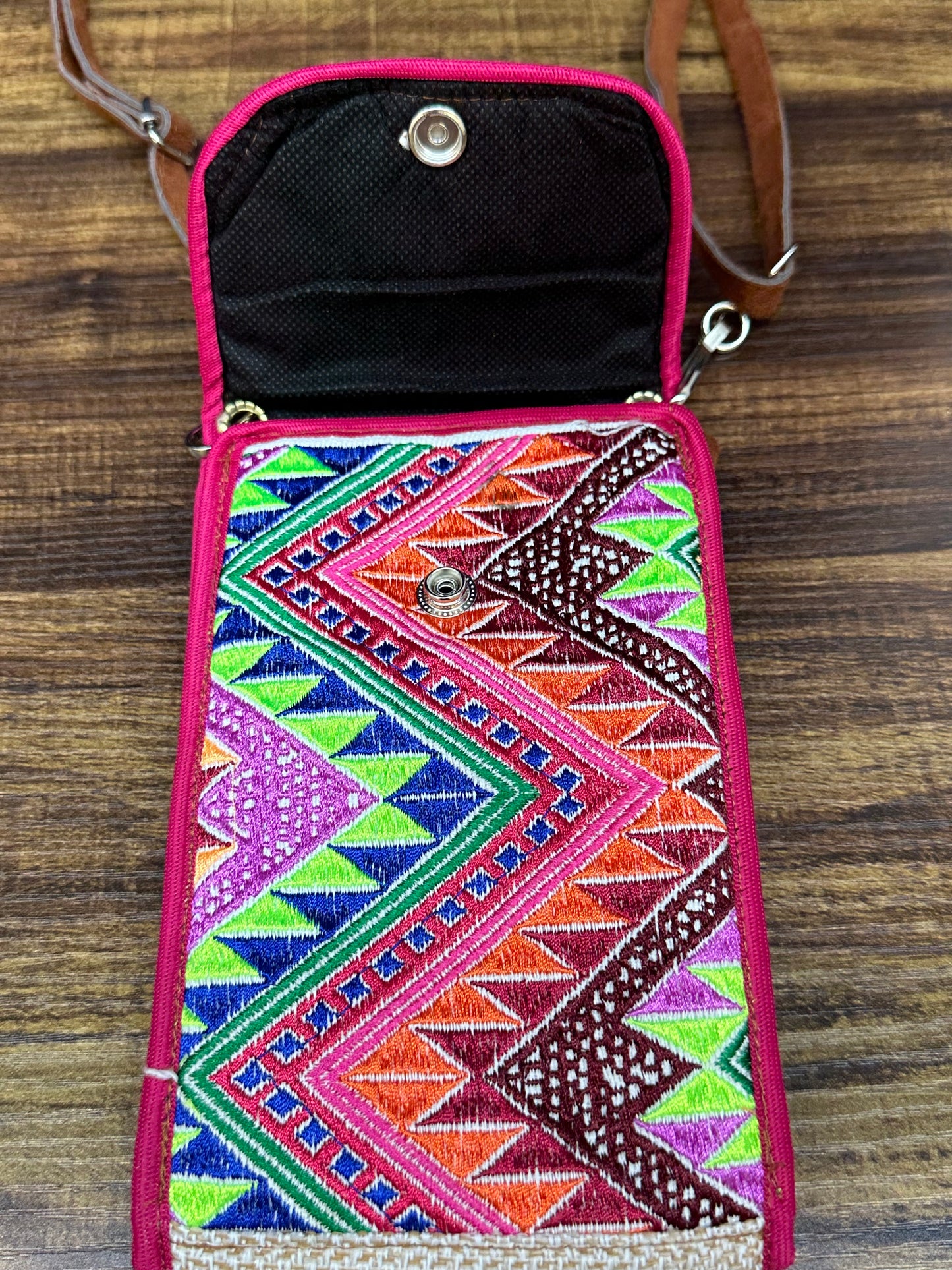 Guatemala Embroidered Phone Carrier with Zipper