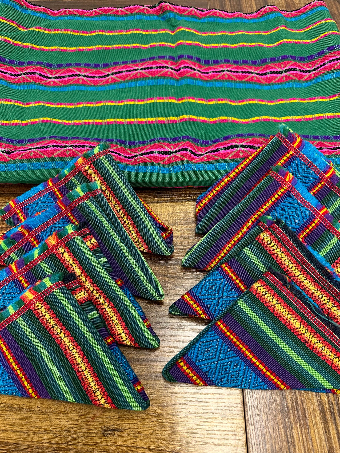 Guatemalan Woven Table Cover with Napkins