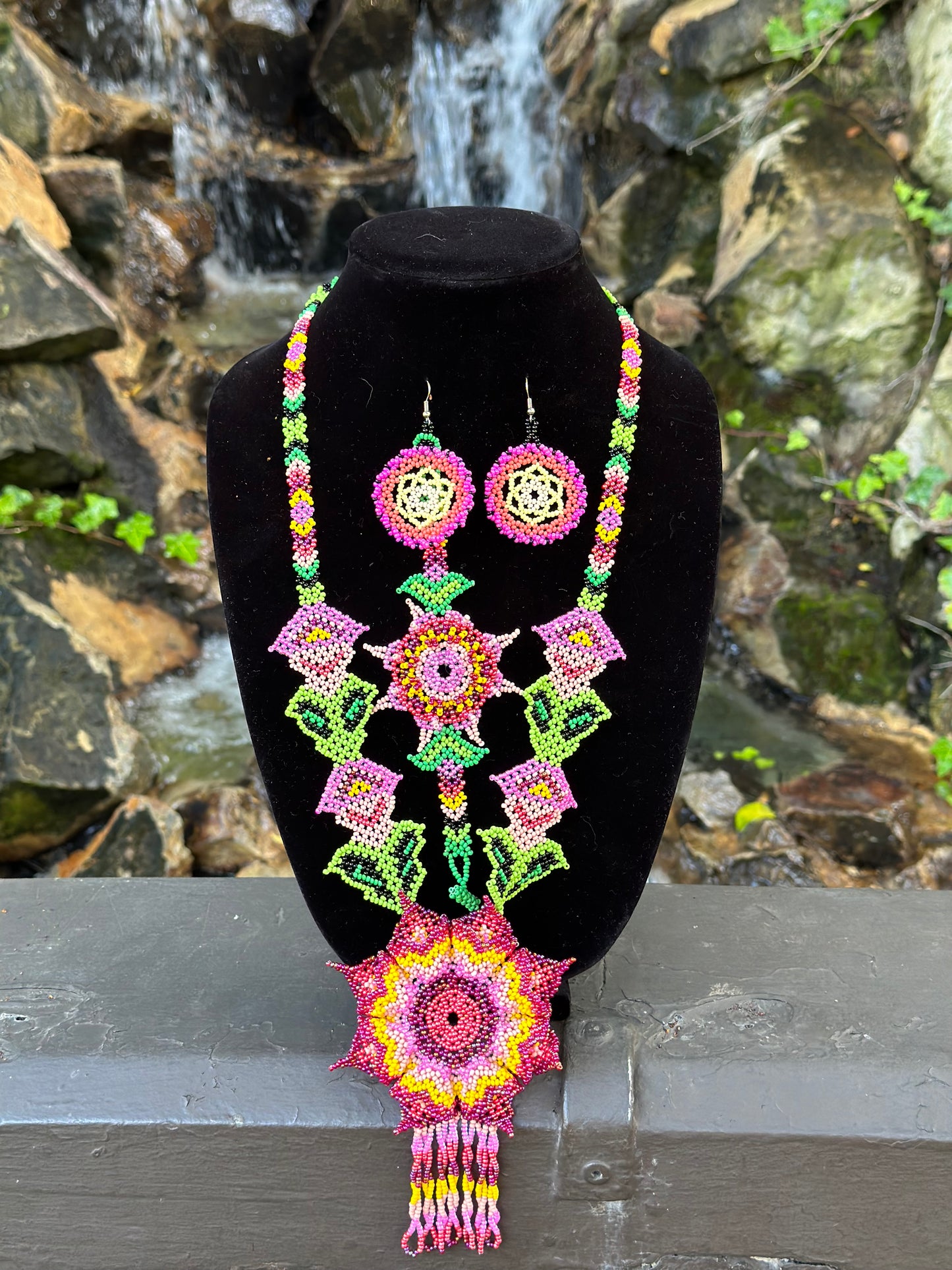 CLEARANCE Beaded Rose Necklace Set