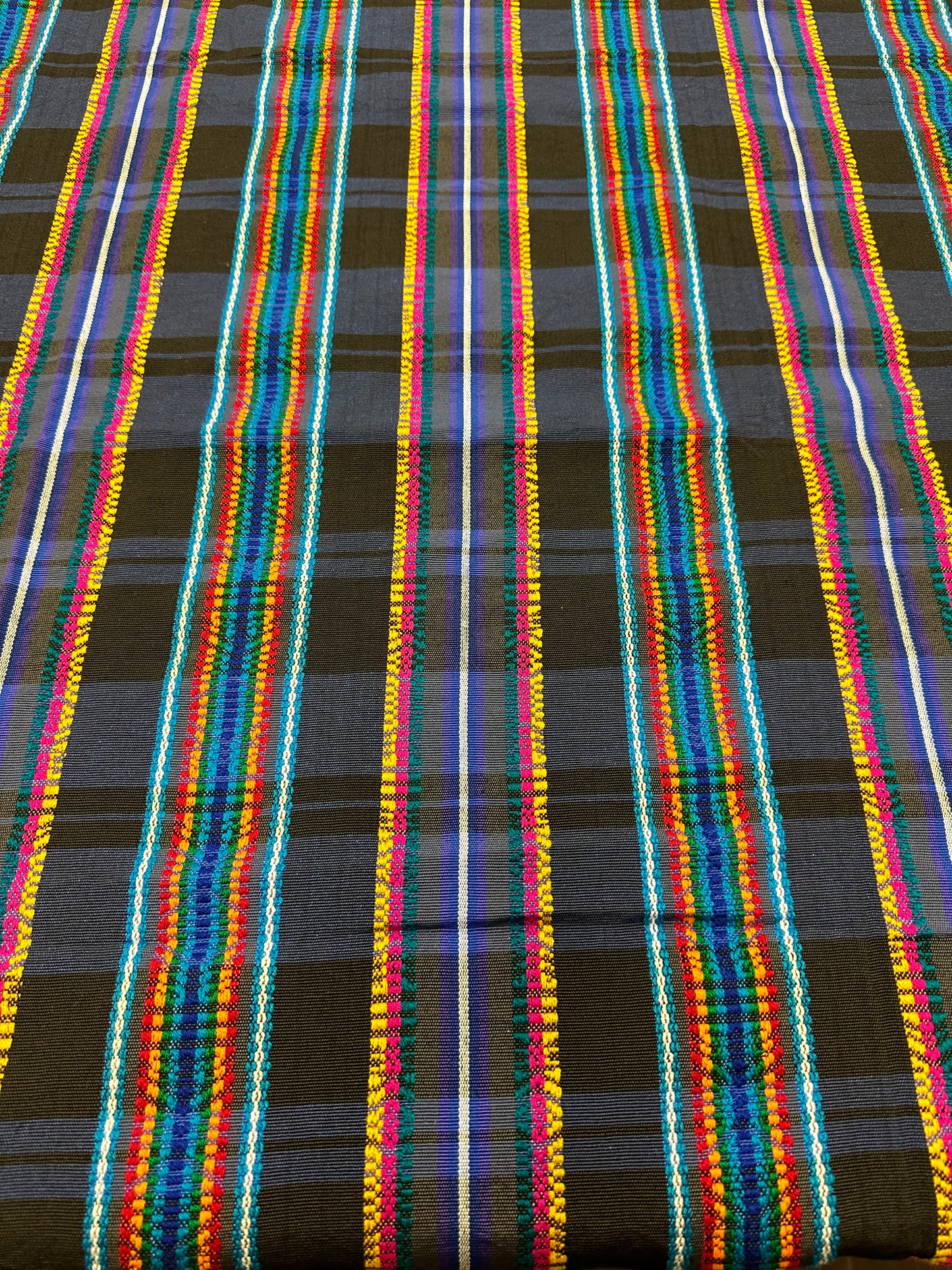 Guatemalan Woven Table Cover with Napkins