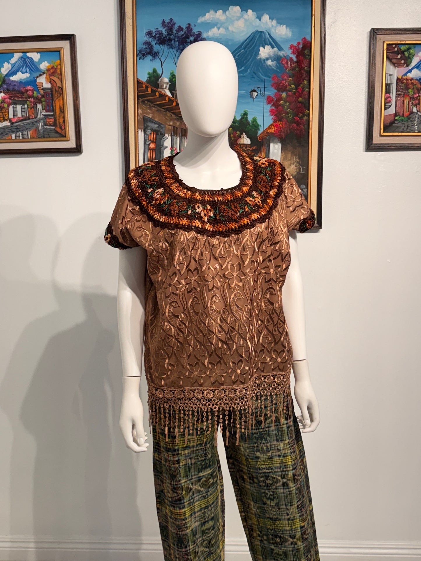 Women's Guatemalan Silk Embroidered Blouse