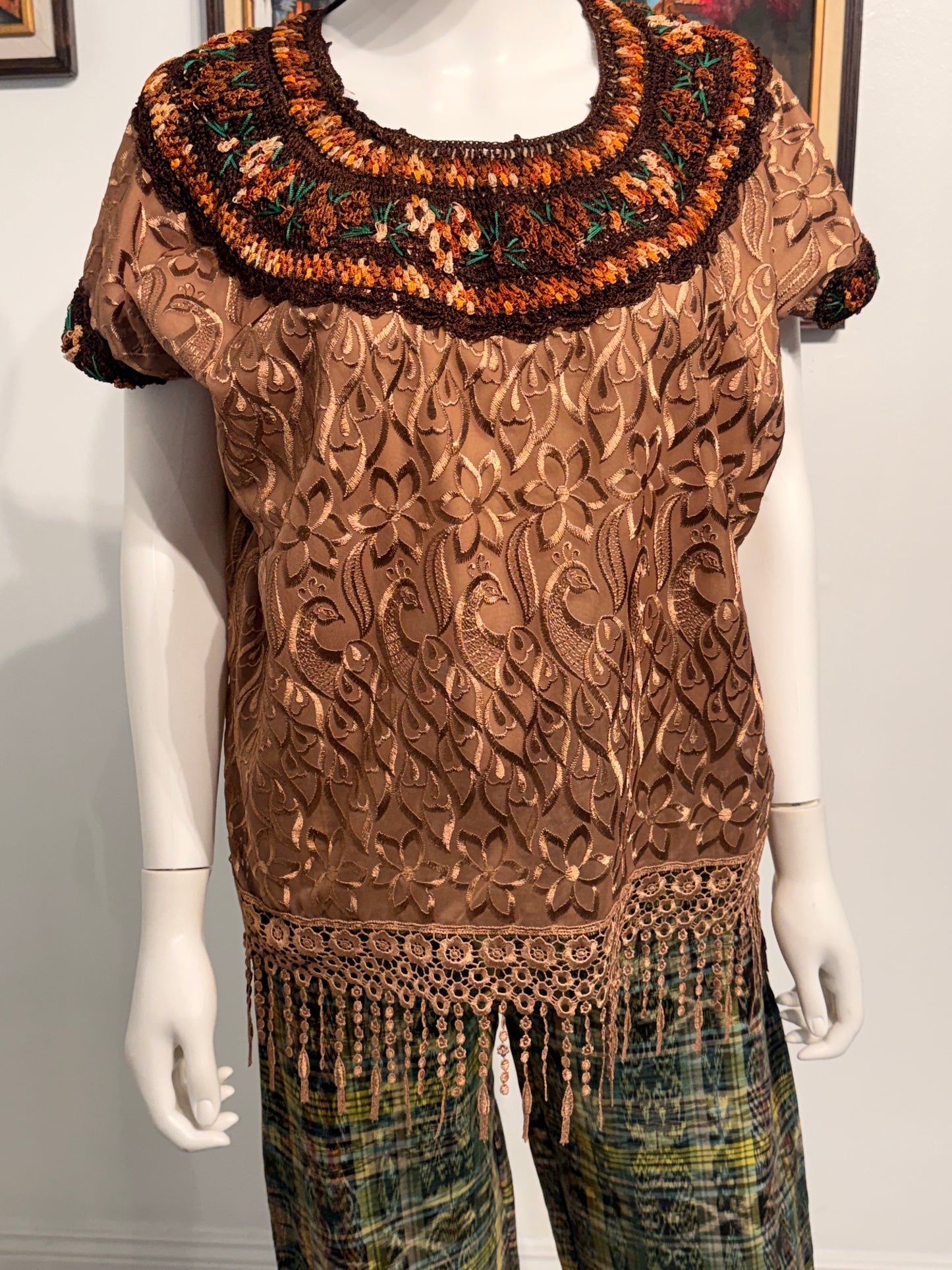 Women's Guatemalan Silk Embroidered Blouse