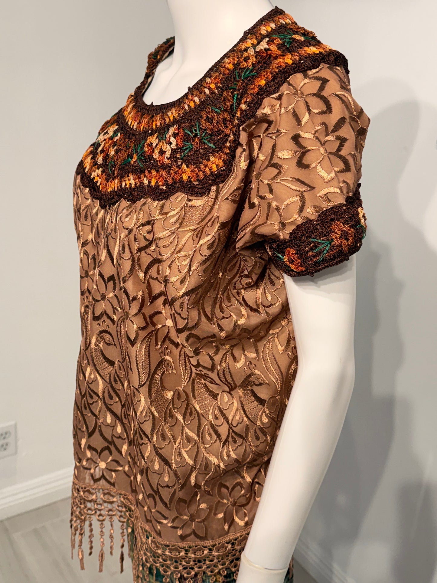 Women's Guatemalan Silk Embroidered Blouse