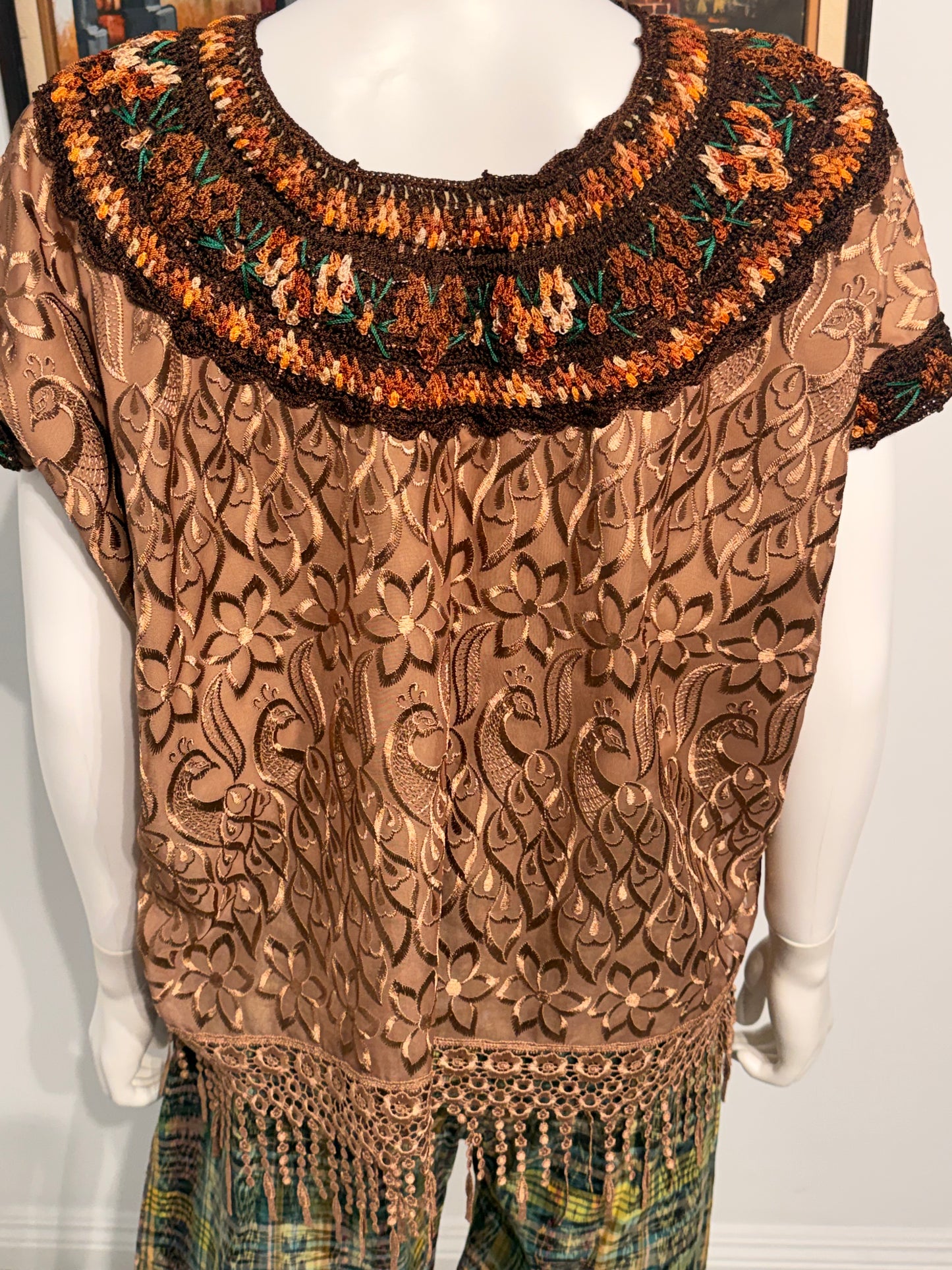 Women's Guatemalan Silk Embroidered Blouse
