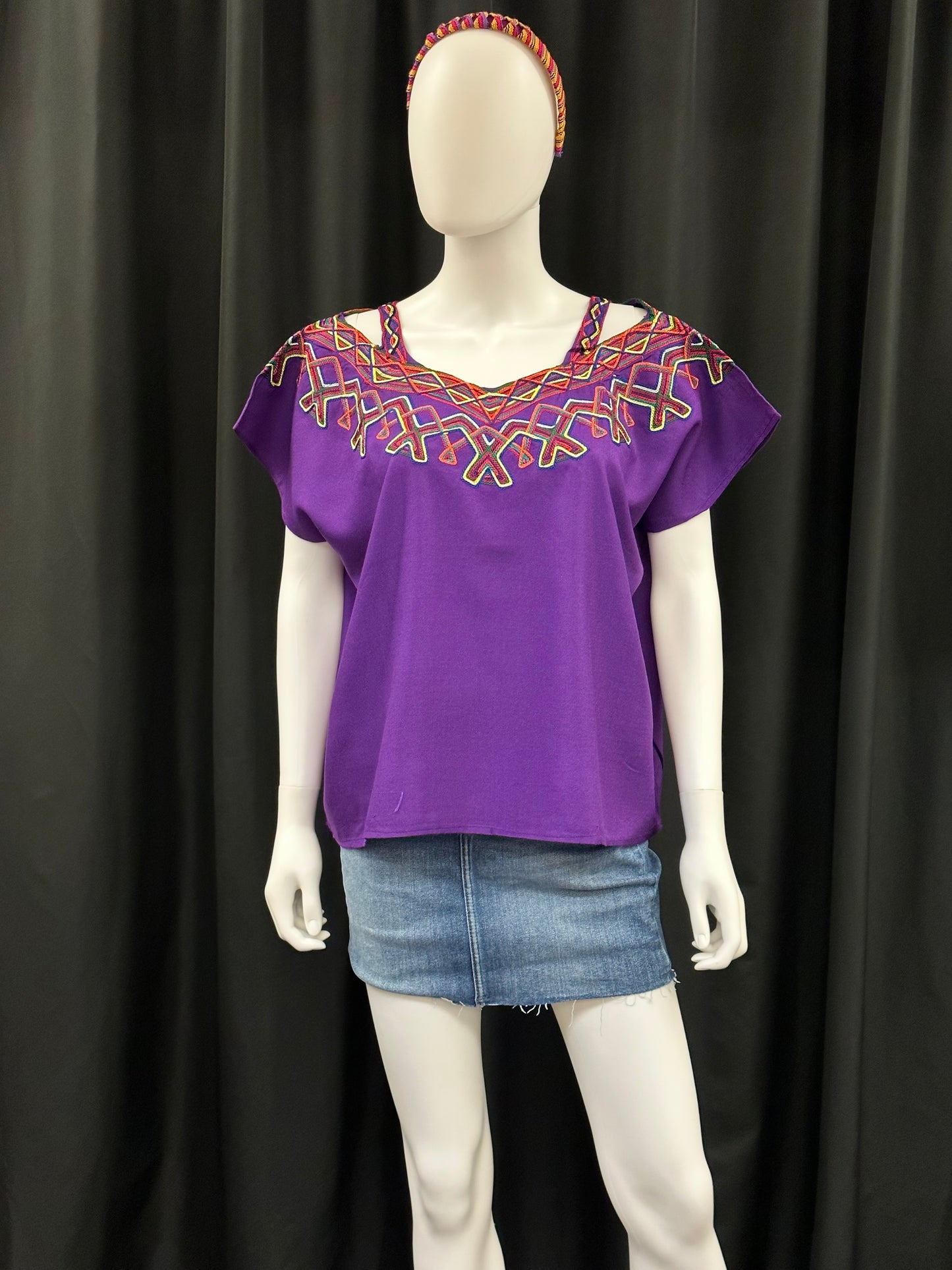 Women's Guatemalan Embroidered Huipil Blouse