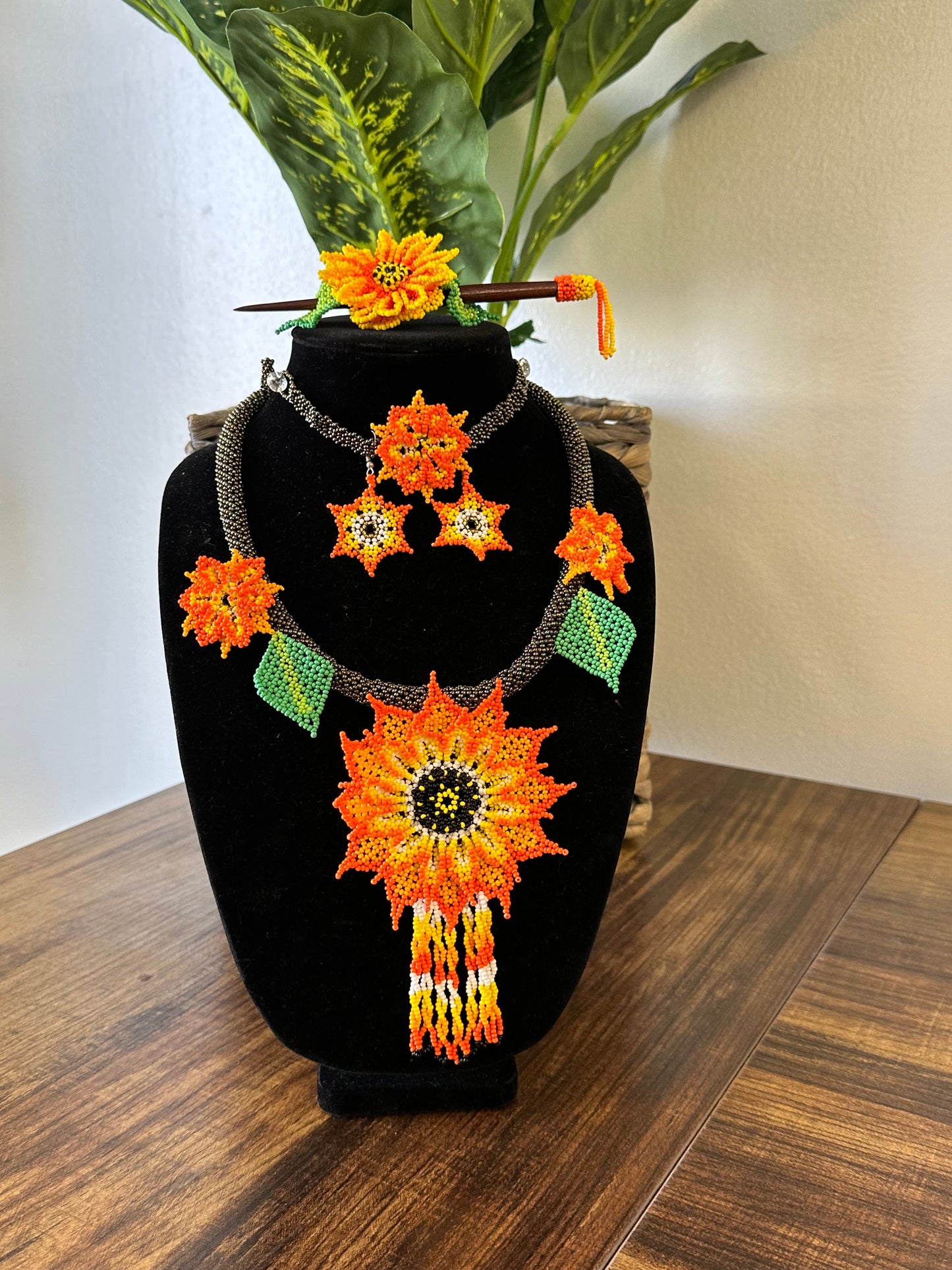 Beaded Sunflower Necklace Set with Barrete